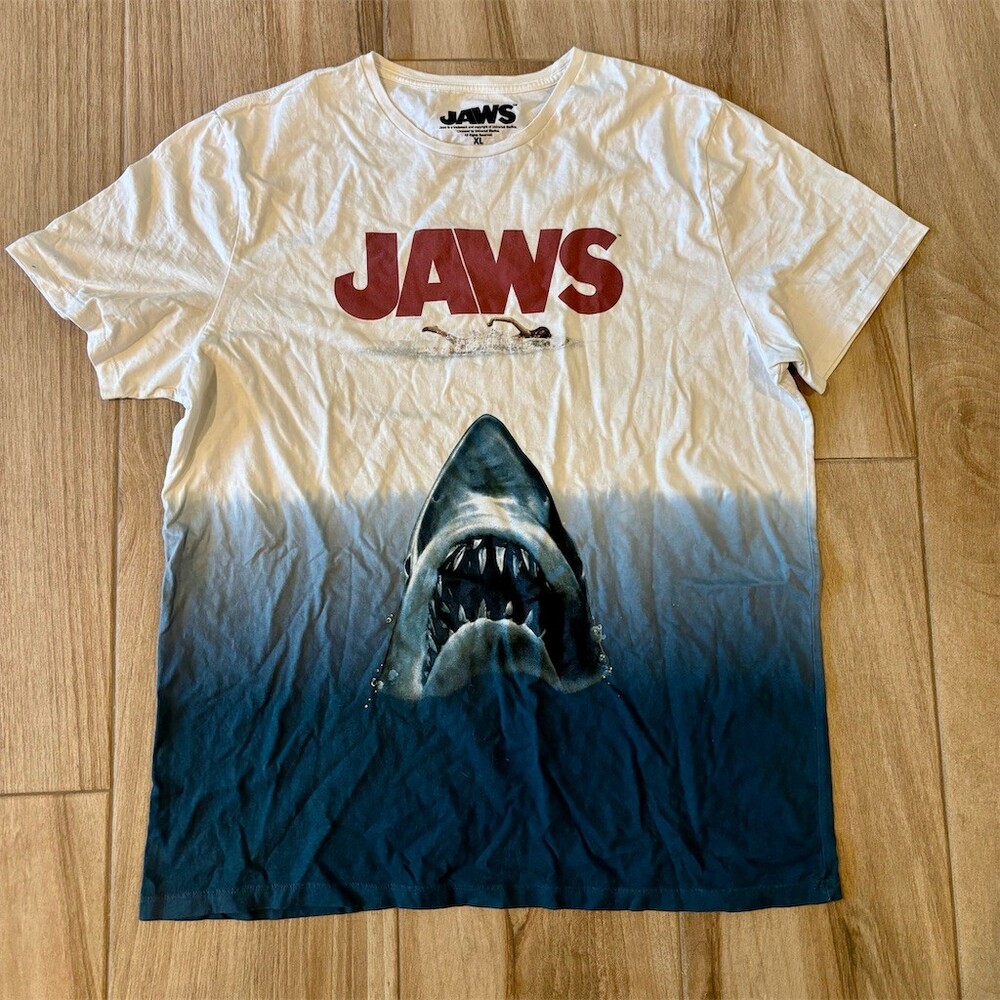 JAWS T-Shirt Men's Size XL Blue Ombre Graphic Shark Movie Crew Neck